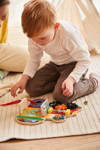 Busy Board Montessori- Wacky Wonders