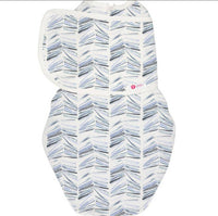 Embé Swaddle Svøpeteppe  0-3 måneder - Angle Stripe - kidsverden.no